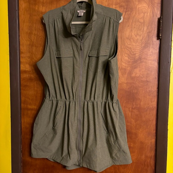 Duluth Trading Co Jackets & Blazers - Duluth Trading Co Womens Green Sol Survivor Zip Front Tunic Vest Size XXL